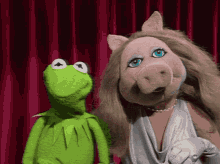 Muppets Kermit GIF - Muppets Kermit Miss Piggy GIFs
