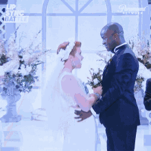 Newly Wed Kiss GIF - Newly Wed Kiss Peck GIFs