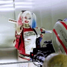 Harley Quinn Suicide Squad GIF - Harley Quinn Suicide Squad Hi GIFs