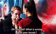 Zoe Saldana What Is Wrong With Your Hands GIF - Zoe Saldana What Is Wrong With Your Hands Star Trek GIFs