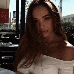 Voir un profil - Carly Watson Alexis-ren-pose