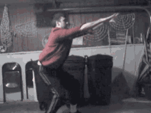 Pelvic Thrust Man Dancing GIF - Pelvic Thrust Man Dancing Goofy Dance GIFs