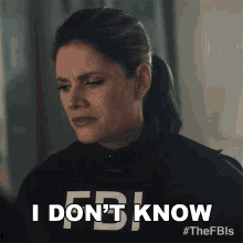 I Dont Know Maggie Bell GIF - I Dont Know Maggie Bell Missy Peregrym GIFs