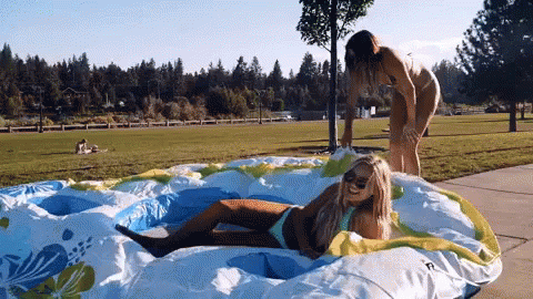 Inflate GIF - Madi Louch Madi Louch Insta Madi Louch Gifs GIFs