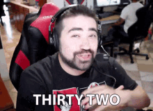 Thirty Two 32 GIF - Thirty Two 32 Number GIFs