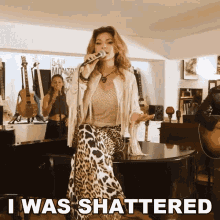 I Was Shattered Shania Twain GIF - I Was Shattered Shania Twain Broken GIFs