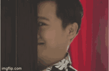 https://c.tenor.com/yLvmtxadsm4AAAAM/xu%C3%A2n-ngh%E1%BB%8B-hide.gif