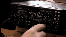 Radio Radio Dial GIF - Radio Radio Dial Stereo GIFs