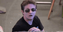 Taking Off Sunglasses What GIF - Taking Off Sunglasses What Surprised GIFs