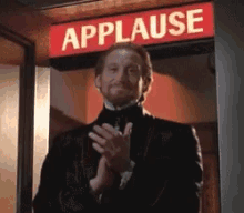 applause goz