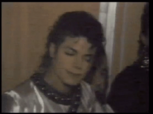 michael-jackson-king-of-pop.gif