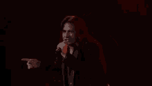 andre matos perform concert sing