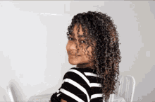 Curly Hair Side View GIF - Curly Hair Curly Side View GIFs