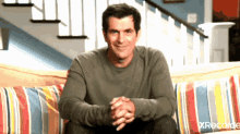 Looking Thumbs Up GIF - Looking Thumbs Up Phil Dunphy GIFs