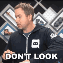 Dont Look Nyteowl GIF - Dont Look Nyteowl Cover Your Eyes GIFs