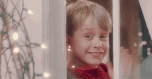 Happy New Year Home Alone GIF - Happy New Year Home Alone Waving GIFs