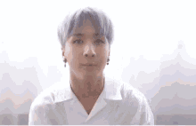 vixx ravi thumbs up