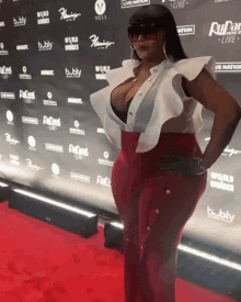 Ts Madison,pose,rapper,Shades On,pictorial,gif,animated gif,gifs,meme.