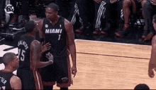 When You Witness An Argument GIF - Argument Arguing Miami Heat GIFs