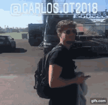 Carlos Right Carlos Ot2018 GIF - Carlos Right Carlos Ot2018 GIFs
