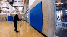 Juggling People Are Awesome GIF - Juggling People Are Awesome Catch It GIFs