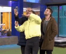 Hugo Castejon Dance GIF - Hugo Castejon Dance Selfie GIFs