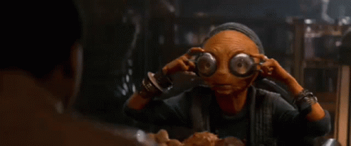 Maz Kenata Star Wars GIF - Maz Kenata Star Wars Zoom In GIFs