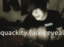 Quackity Emo GIF - Quackity Emo Face Reveal GIFs